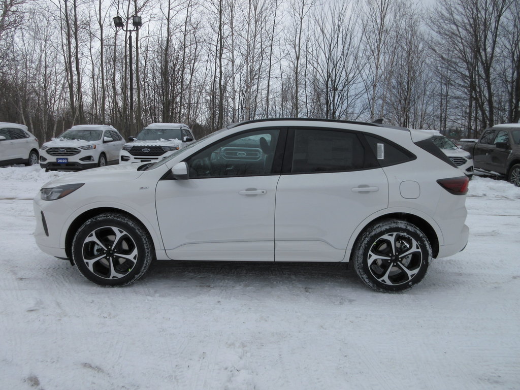 2024 Ford Escape ST-Line Select in North Bay, Ontario - 2 - w1024h768px