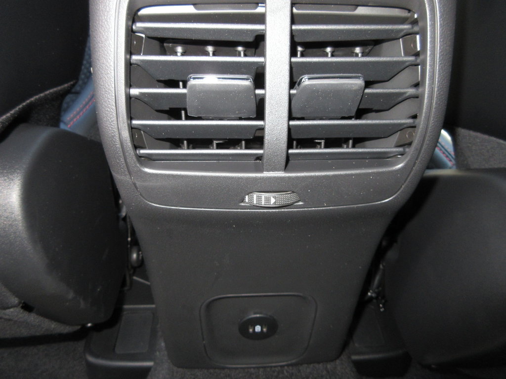 2024 Ford Escape ST-Line Select in North Bay, Ontario - 20 - w1024h768px
