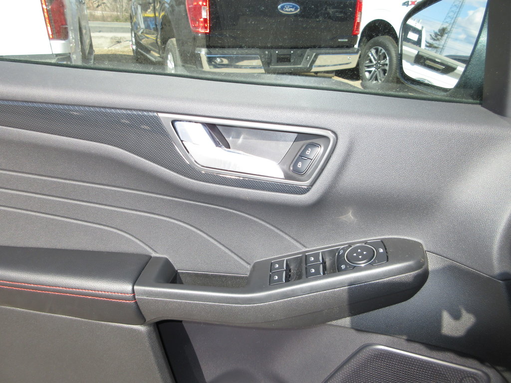 2024 Ford Escape ST-Line in North Bay, Ontario - 22 - w1024h768px