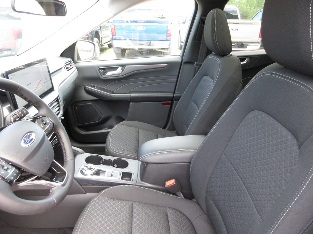 2024 Ford Escape Active in North Bay, Ontario - 17 - w1024h768px