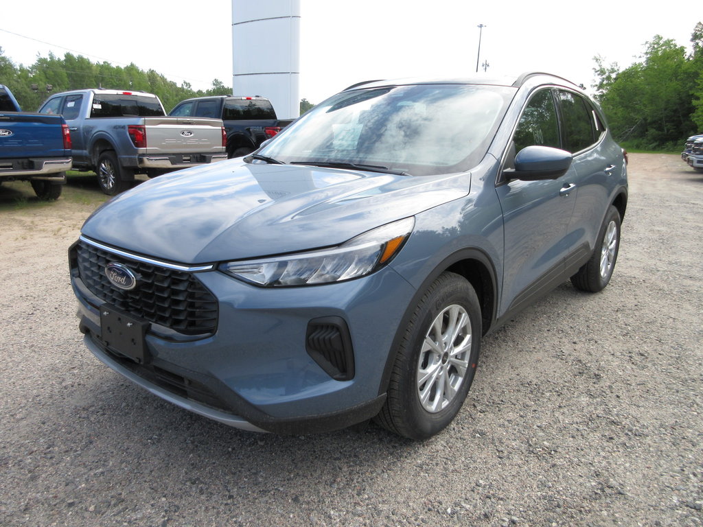 2024 Ford Escape Active in North Bay, Ontario - 1 - w1024h768px