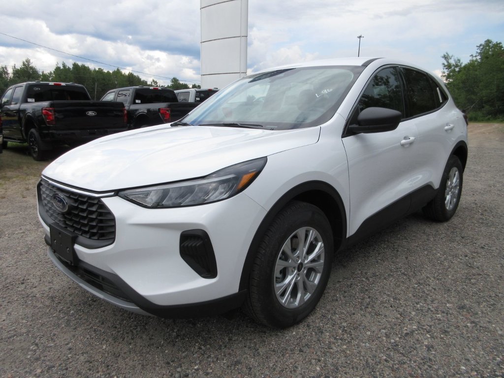 2024 Ford Escape Active in North Bay, Ontario - 1 - w1024h768px