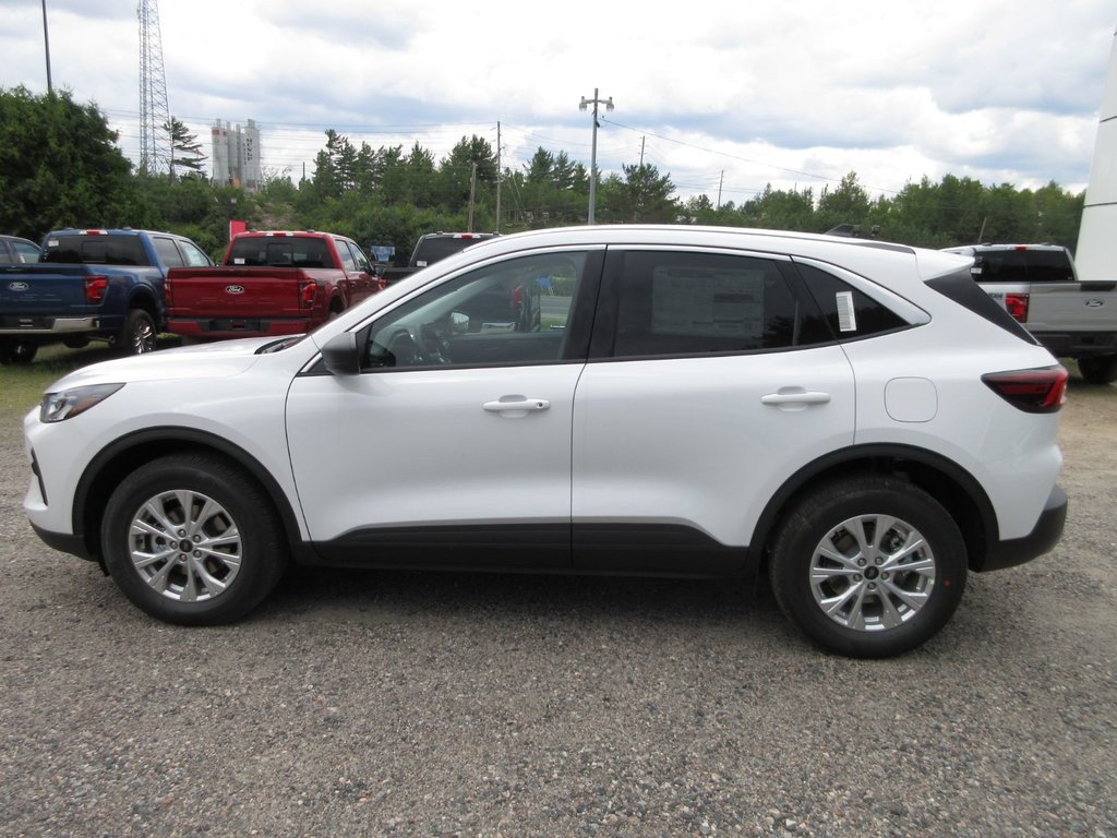 2024 Ford Escape Active in North Bay, Ontario - 2 - w1024h768px