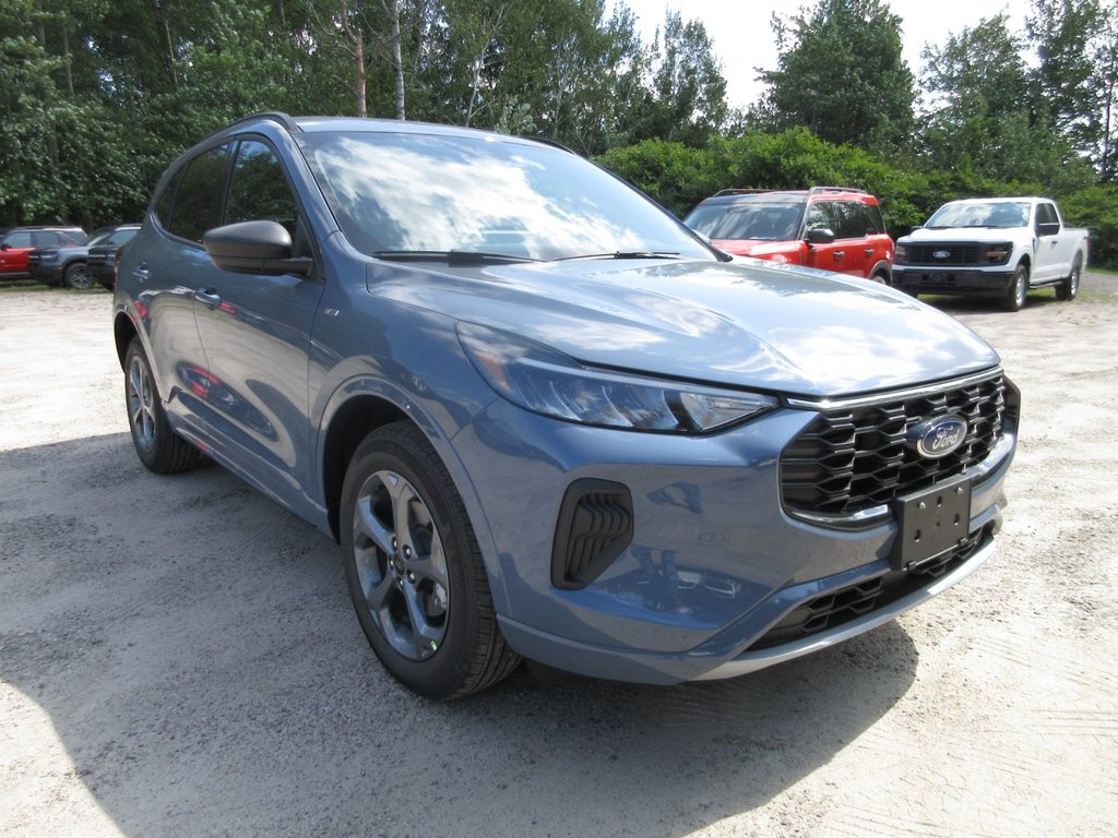 2024 Ford Escape ST-Line in North Bay, Ontario - 7 - w1024h768px