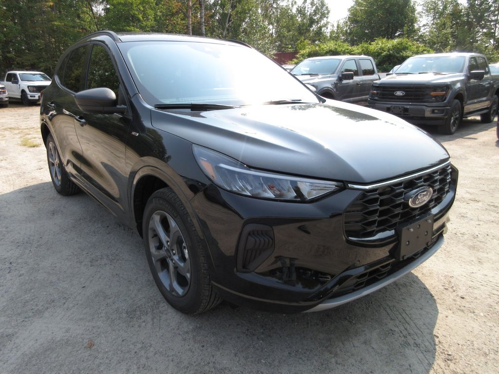 2024 Ford Escape ST-Line in North Bay, Ontario - 7 - w1024h768px