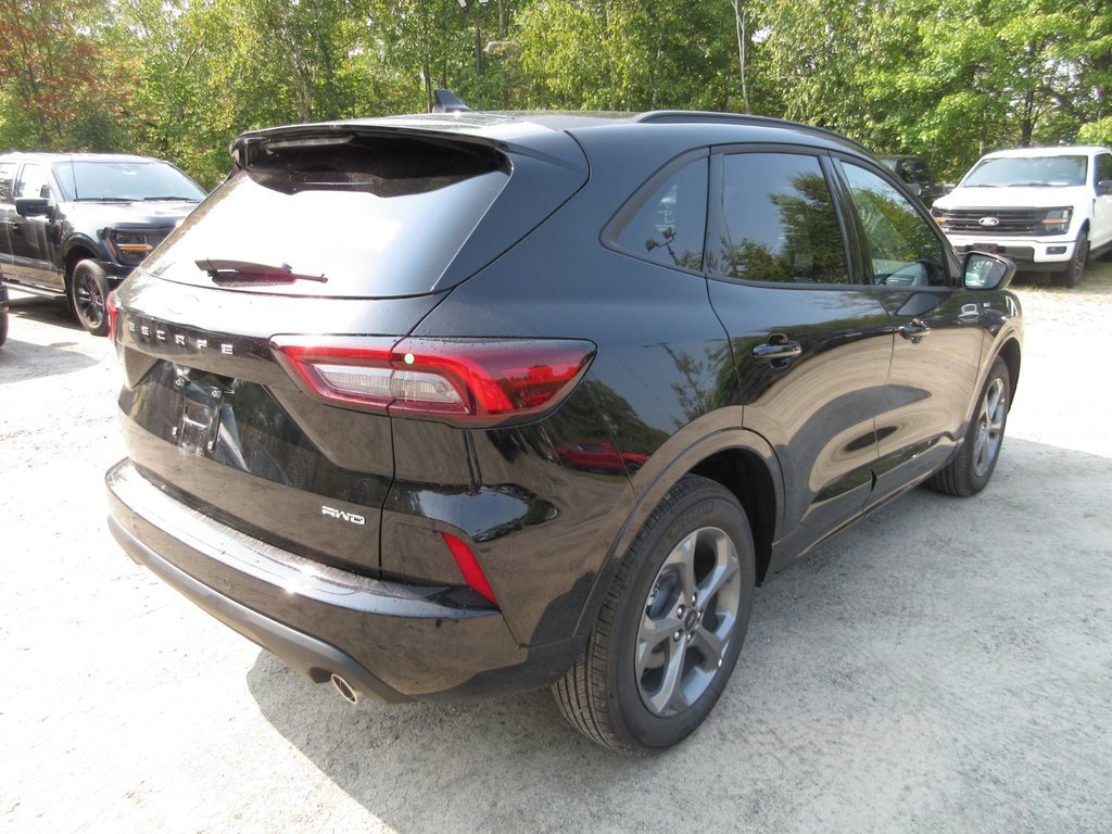 Ford Escape ST-Line 2024 à North Bay, Ontario - 5 - w1024h768px