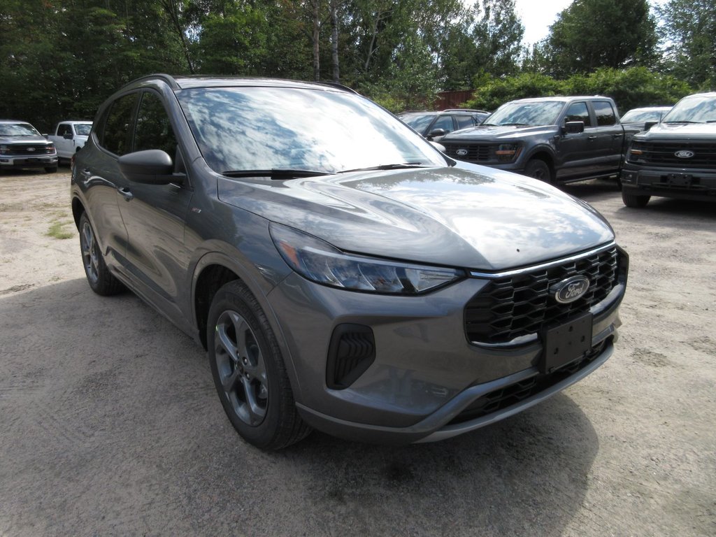 2024 Ford Escape ST-Line in North Bay, Ontario - 7 - w1024h768px