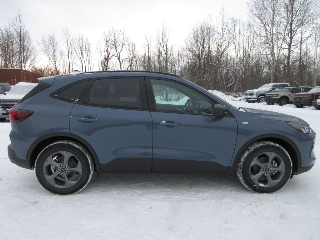 Ford Escape ST-Line 2025 à North Bay, Ontario - 6 - w1024h768px