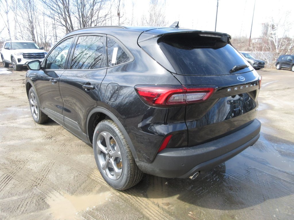 Ford Escape ST-Line 2025 à North Bay, Ontario - 3 - w1024h768px