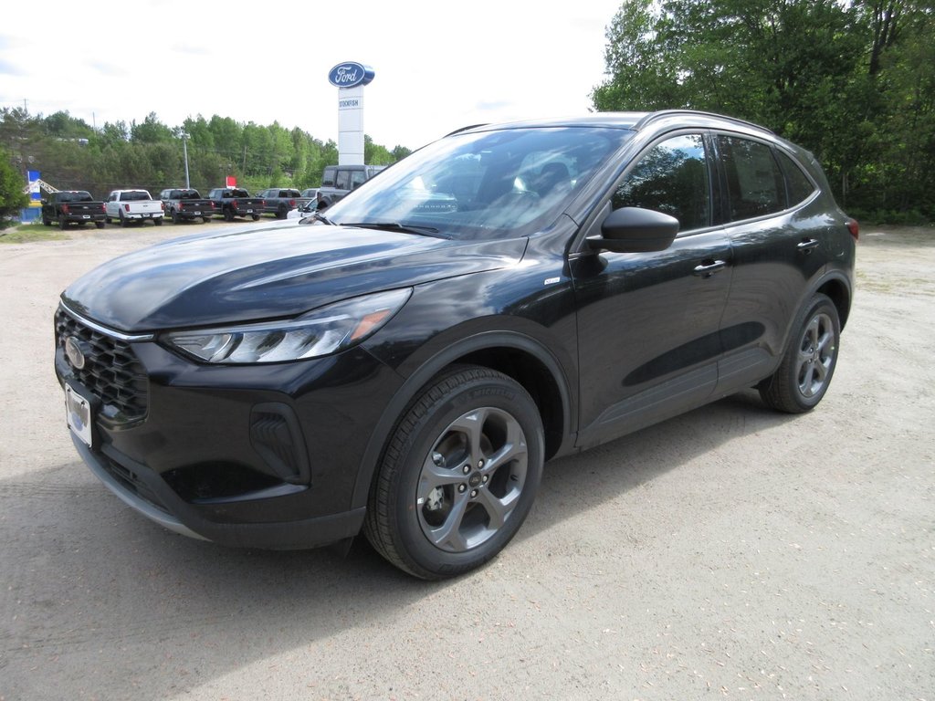 Ford Escape ST-Line 2025 à North Bay, Ontario - 1 - w1024h768px