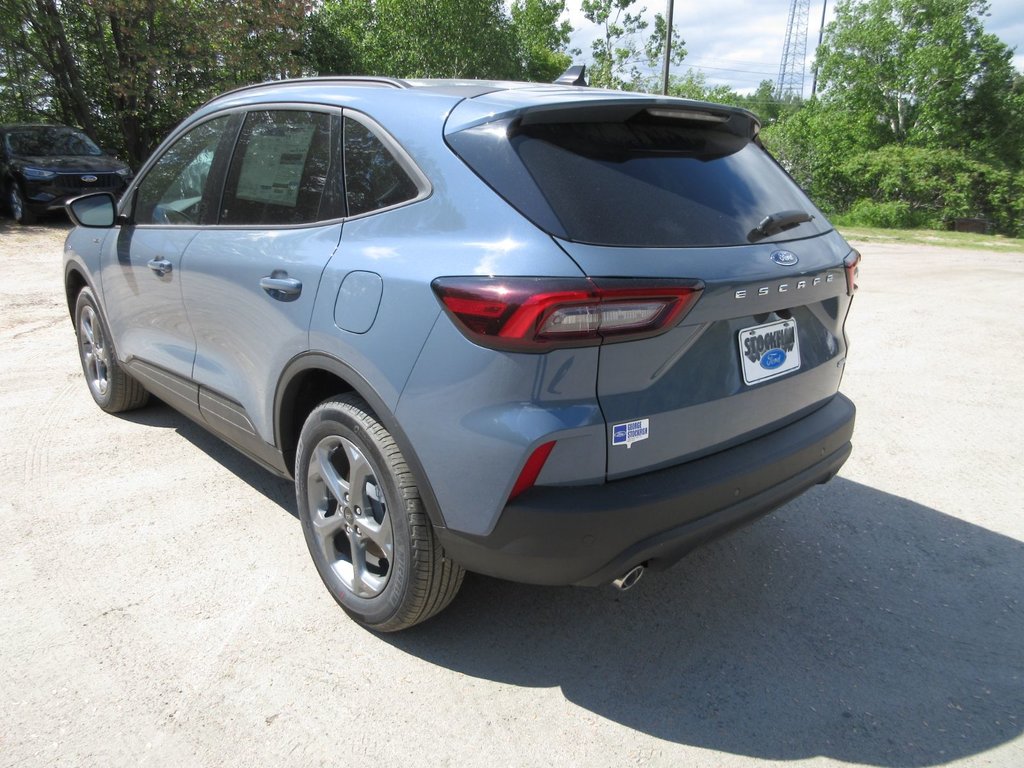 Ford Escape ST-Line 2025 à North Bay, Ontario - 3 - w1024h768px