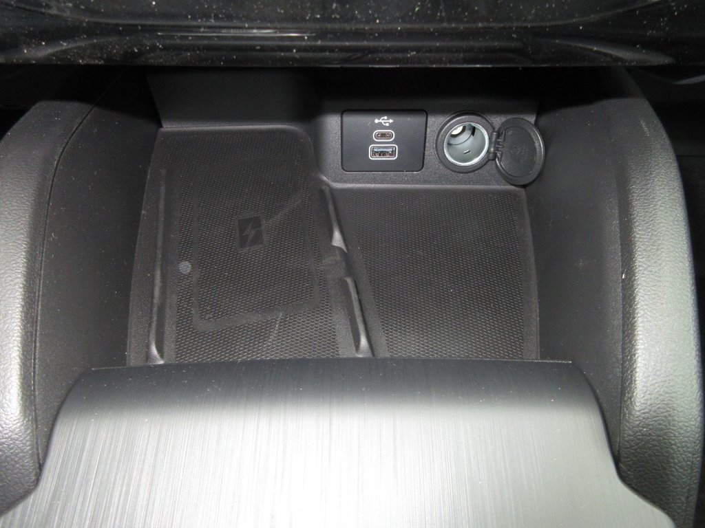 Ford Escape Platinum 2025 à North Bay, Ontario - 16 - w1024h768px