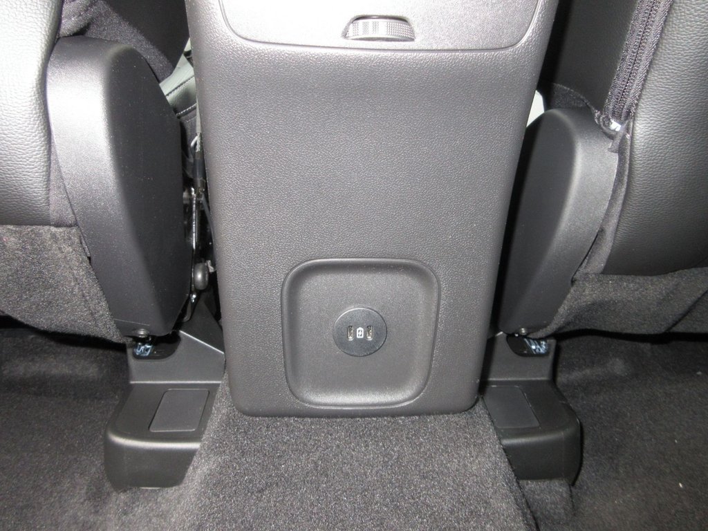 Ford Escape Platinum 2025 à North Bay, Ontario - 21 - w1024h768px