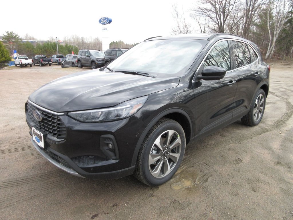 Ford Escape Platinum 2025 à North Bay, Ontario - 1 - w1024h768px
