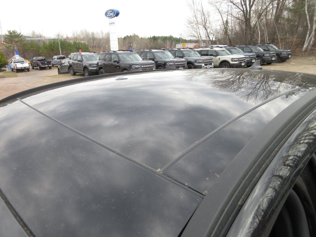 Ford Escape Platinum 2025 à North Bay, Ontario - 13 - w1024h768px