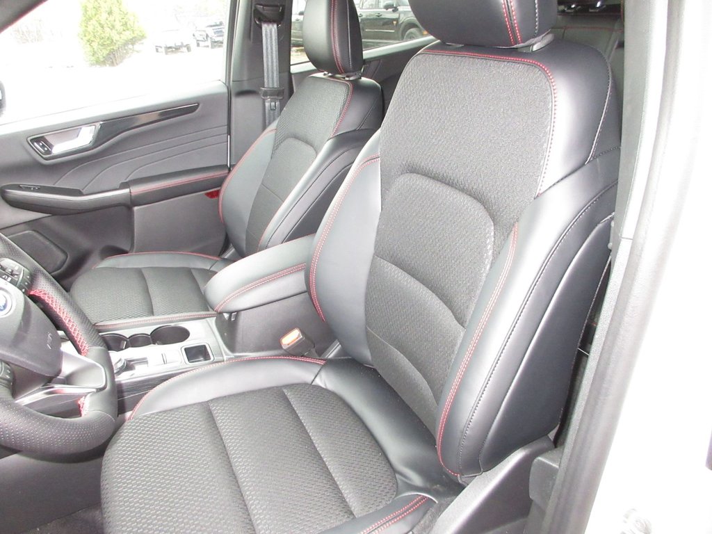 Ford Escape ST-Line Select 2025 à North Bay, Ontario - 17 - w1024h768px