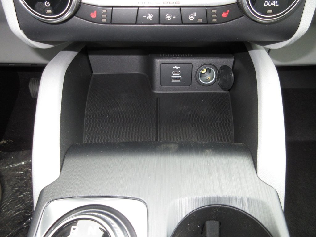 2025 Ford Escape Active in North Bay, Ontario - 14 - w1024h768px