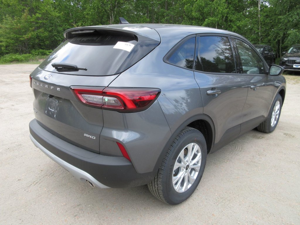 2025 Ford Escape Active in North Bay, Ontario - 5 - w1024h768px