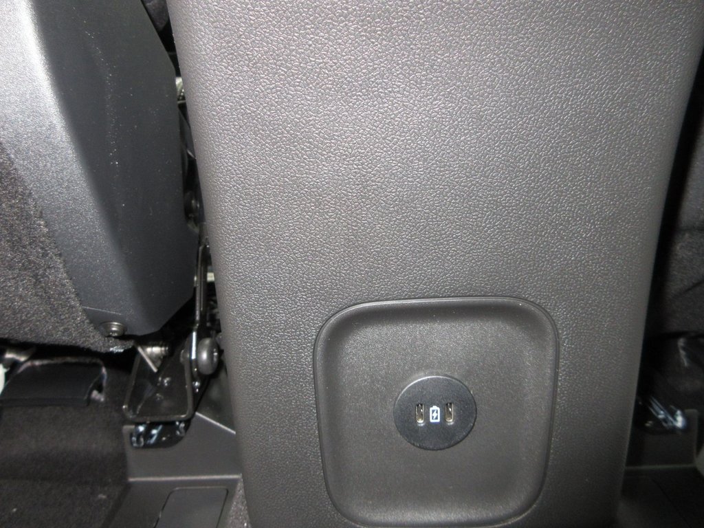 2025 Ford Escape Active in North Bay, Ontario - 19 - w1024h768px