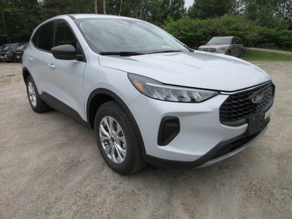 2025 Ford Escape Active in North Bay, Ontario - 7 - w1024h768px