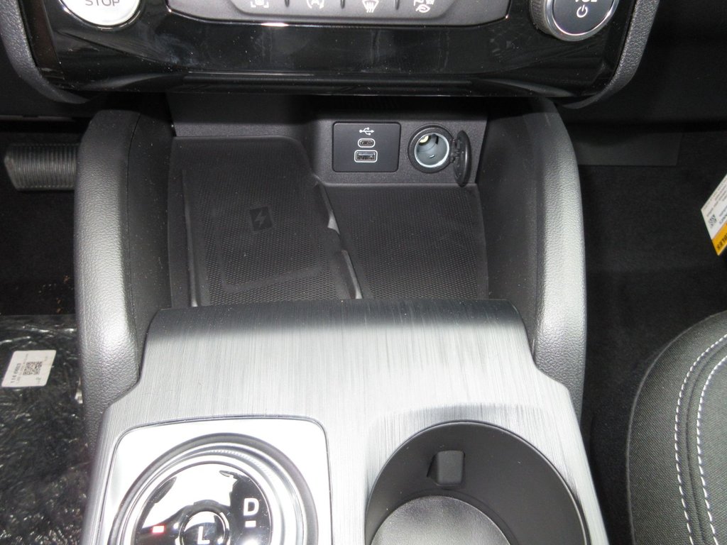 2025 Ford Escape Active in North Bay, Ontario - 14 - w1024h768px