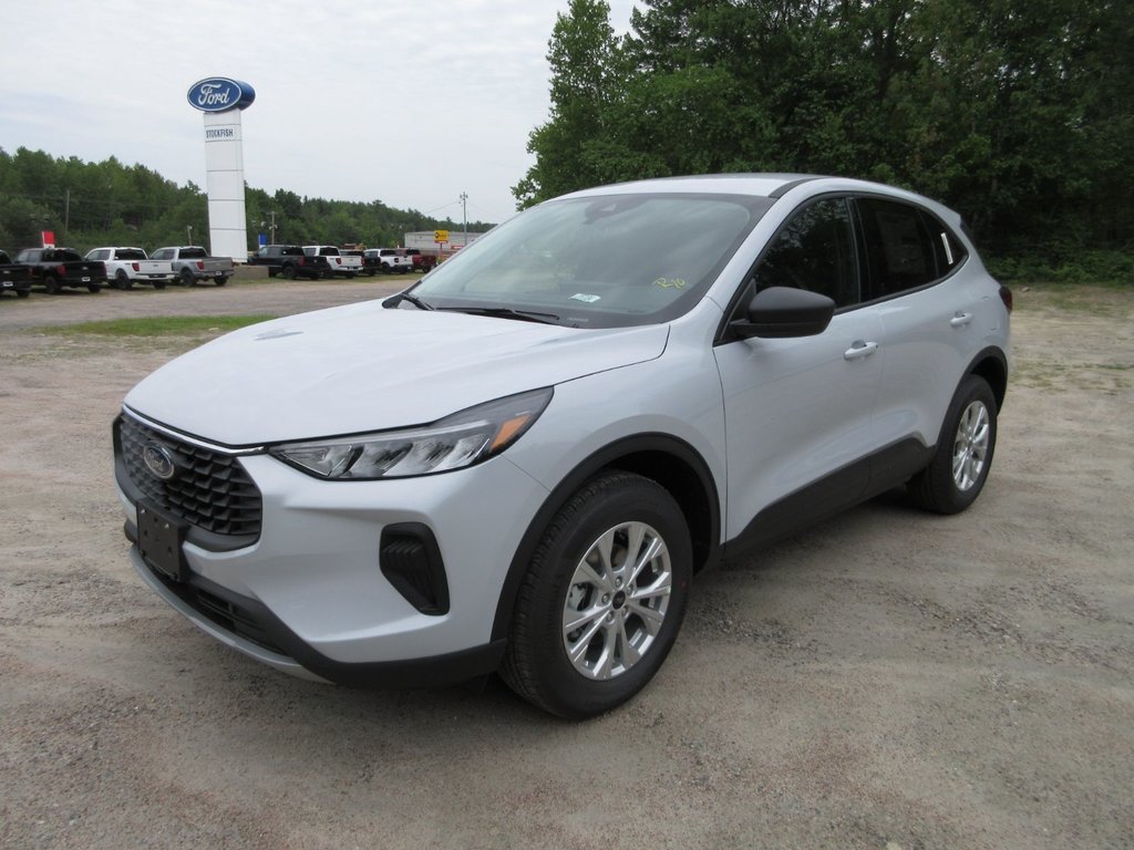 2025 Ford Escape Active in North Bay, Ontario - 1 - w1024h768px