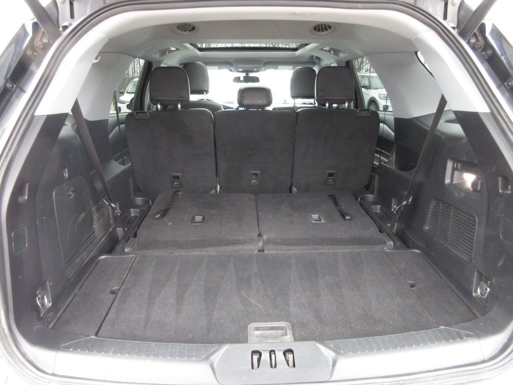 Ford Explorer XLT 2022 à North Bay, Ontario - 11 - w1024h768px