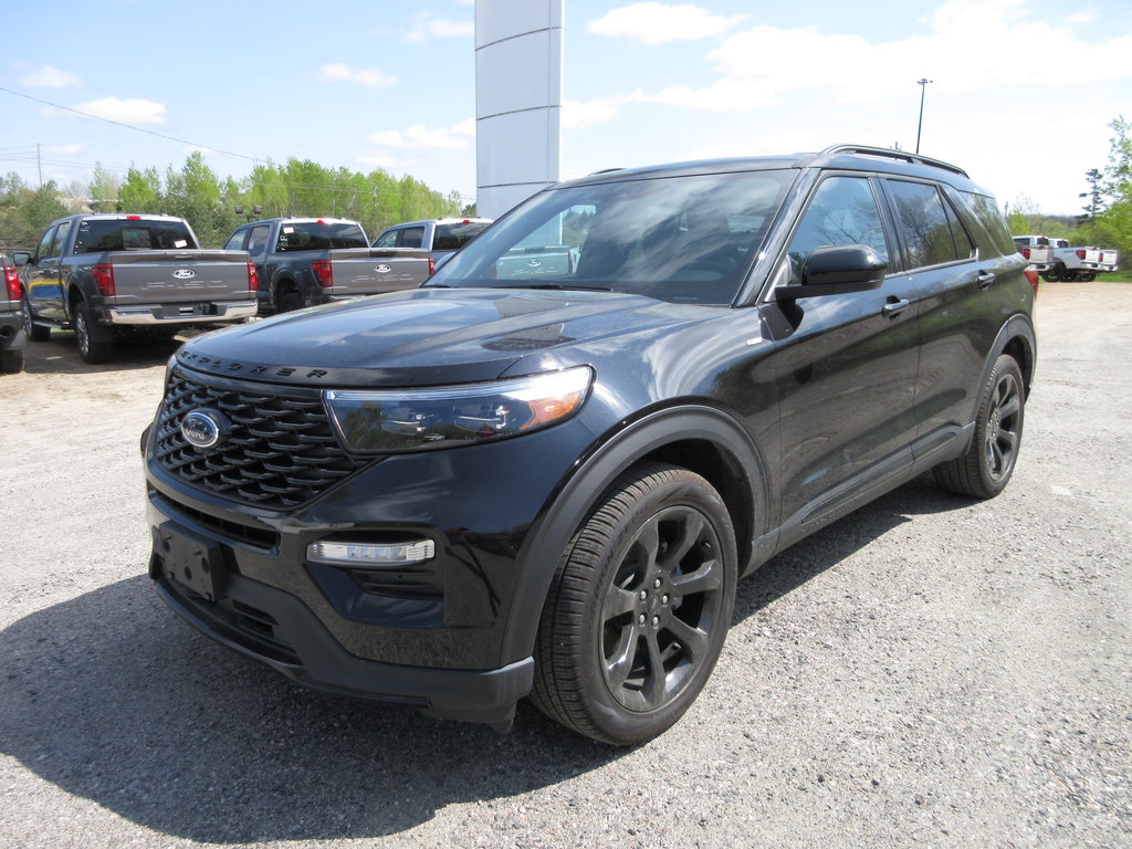 Ford Explorer ST-Line 2023 à North Bay, Ontario - 1 - w1024h768px