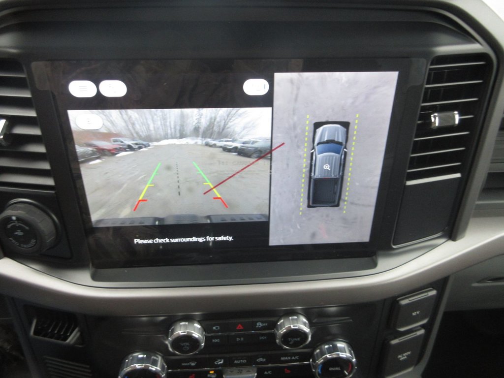2025 Ford F-150 Lightning XLT in North Bay, Ontario - 14 - w1024h768px