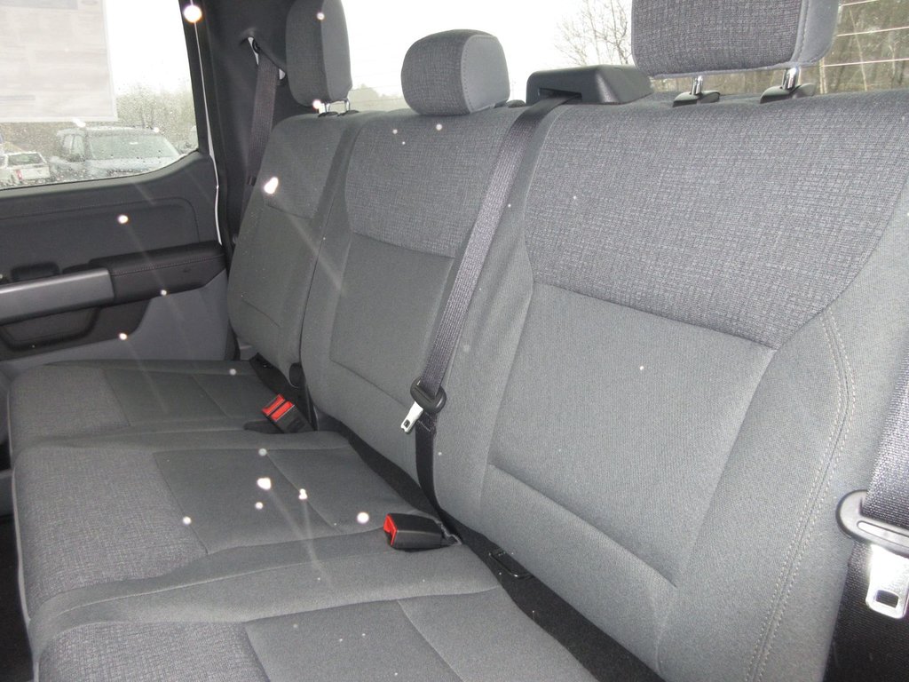 2025 Ford F-150 Lightning XLT in North Bay, Ontario - 17 - w1024h768px