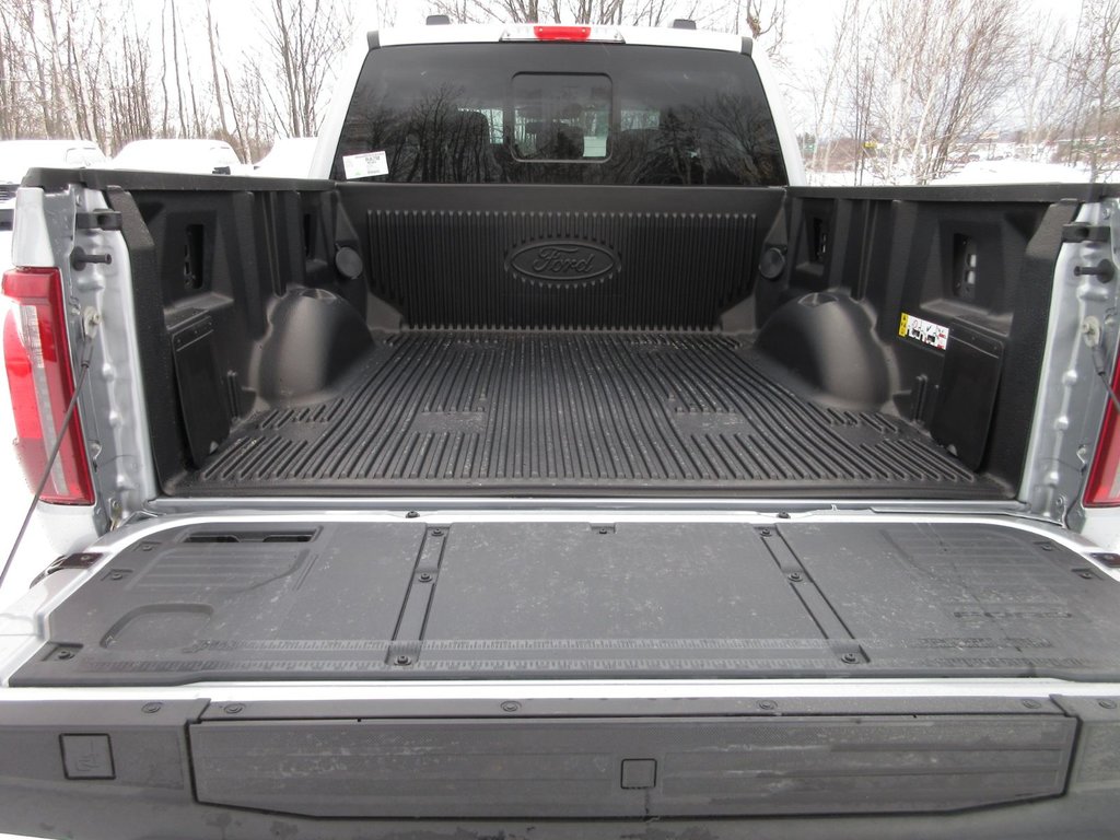 Ford F-150 XLT 2025 à North Bay, Ontario - 10 - w1024h768px