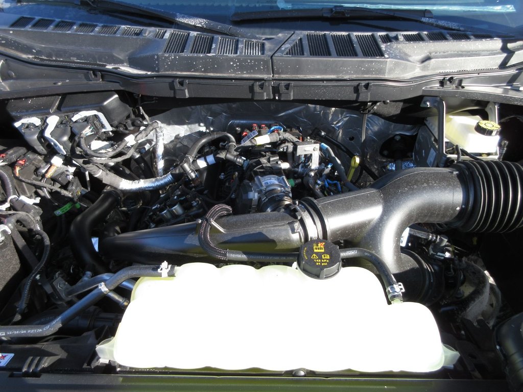 Ford F-150 XLT 2025 à North Bay, Ontario - 9 - w1024h768px