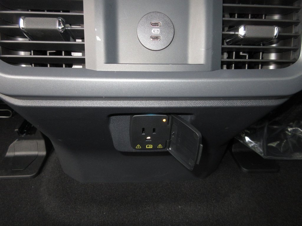 2025 Ford F-150 XLT in North Bay, Ontario - 20 - w1024h768px