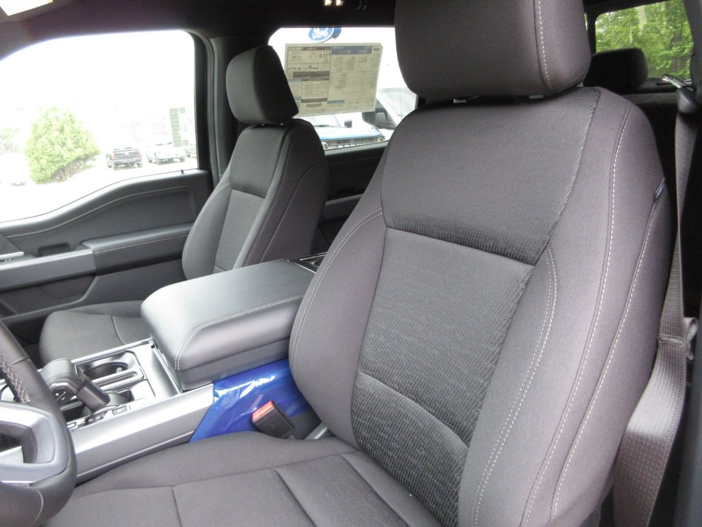 2025 Ford F-150 XLT in North Bay, Ontario - 17 - w1024h768px