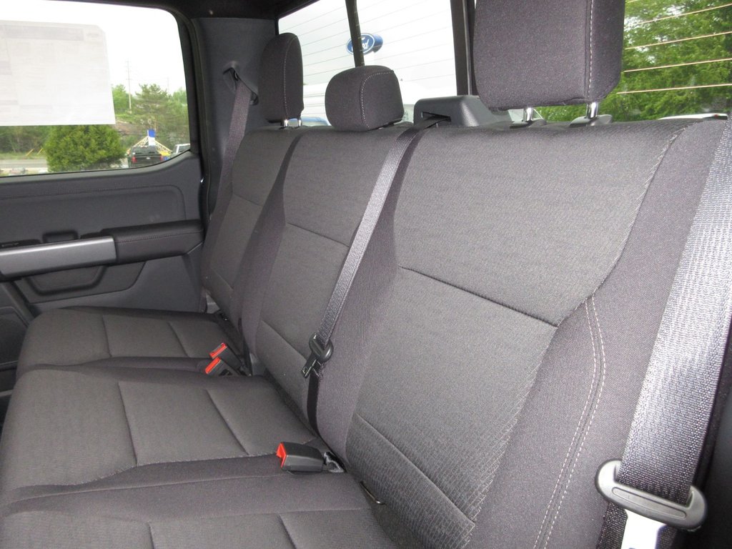 2025 Ford F-150 XLT in North Bay, Ontario - 18 - w1024h768px