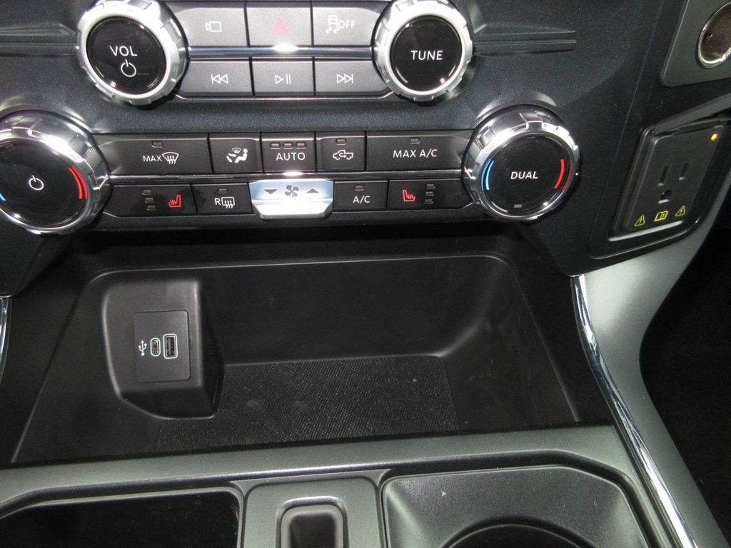 2025 Ford F-150 XLT in North Bay, Ontario - 15 - w1024h768px