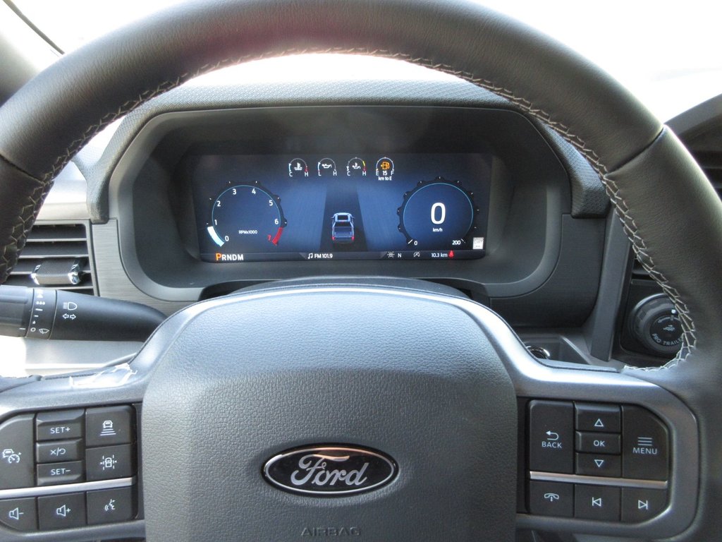 2025 Ford F-150 XLT in North Bay, Ontario - 13 - w1024h768px