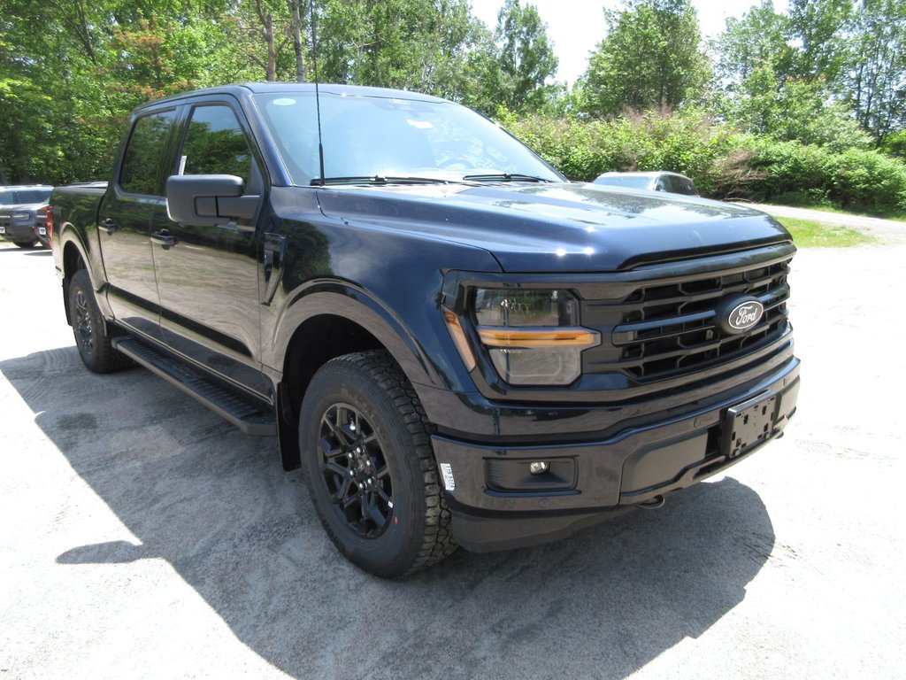 2025 Ford F-150 XLT in North Bay, Ontario - 7 - w1024h768px