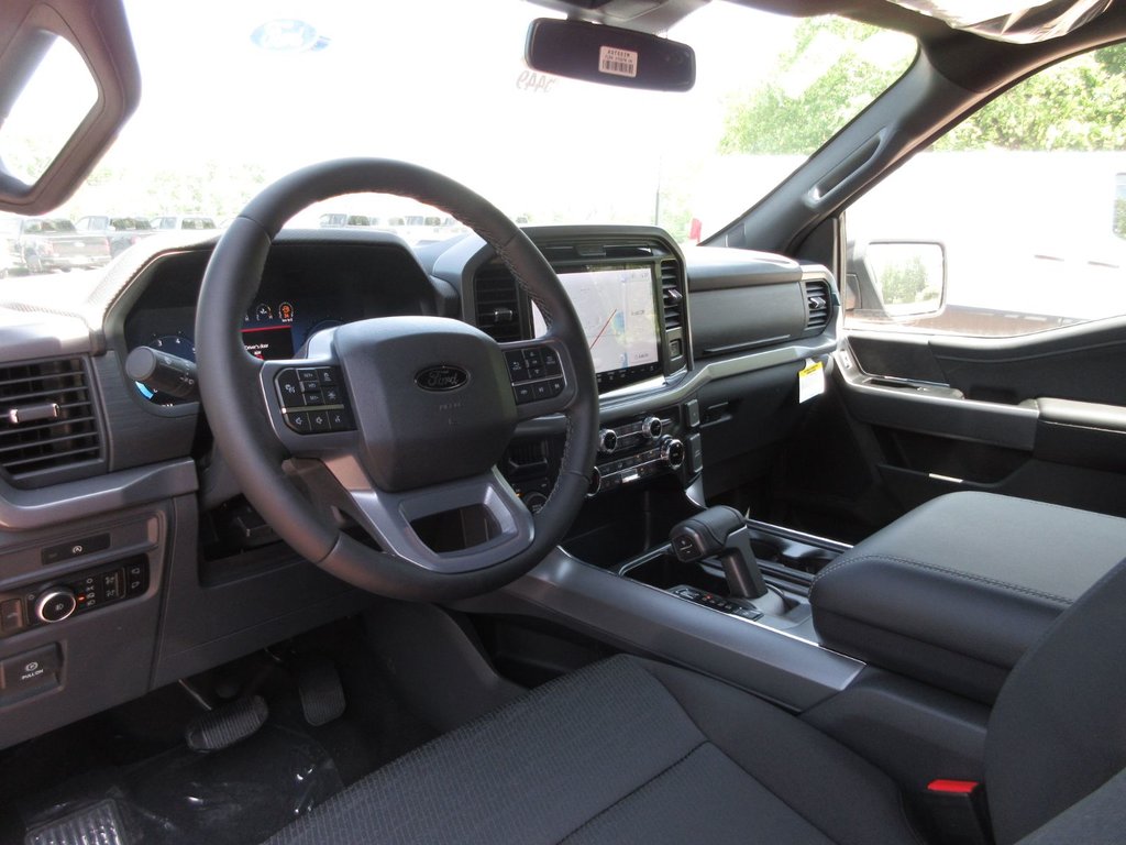 2025 Ford F-150 XLT in North Bay, Ontario - 21 - w1024h768px