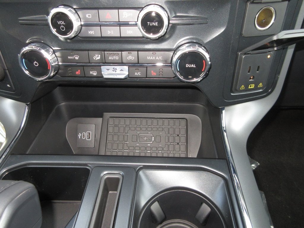 2025 Ford F-150 XLT in North Bay, Ontario - 16 - w1024h768px