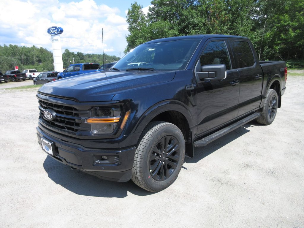 2025 Ford F-150 XLT in North Bay, Ontario - 1 - w1024h768px