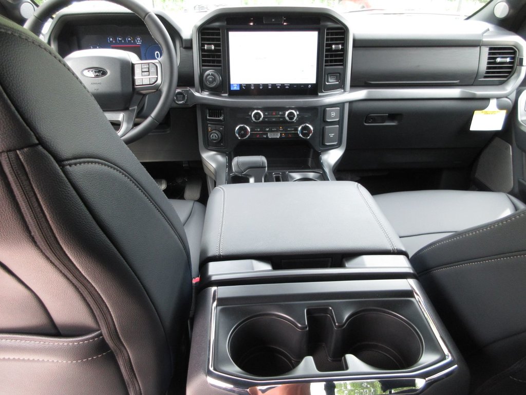 2025 Ford F-150 XLT in North Bay, Ontario - 20 - w1024h768px