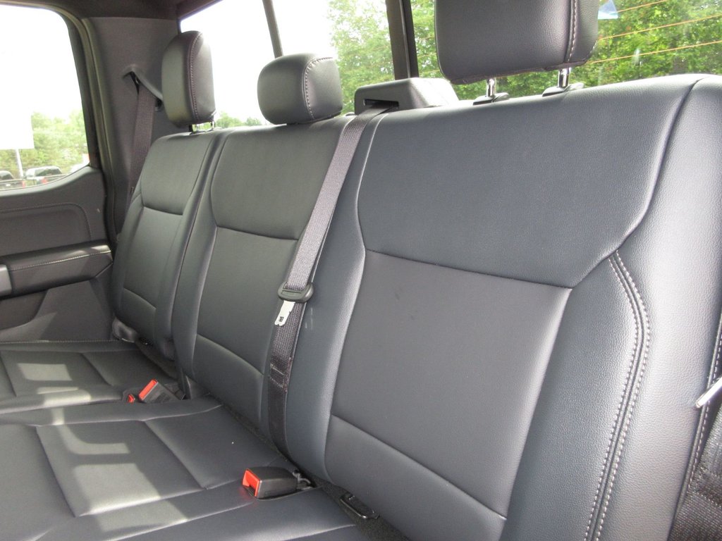 2025 Ford F-150 XLT in North Bay, Ontario - 19 - w1024h768px