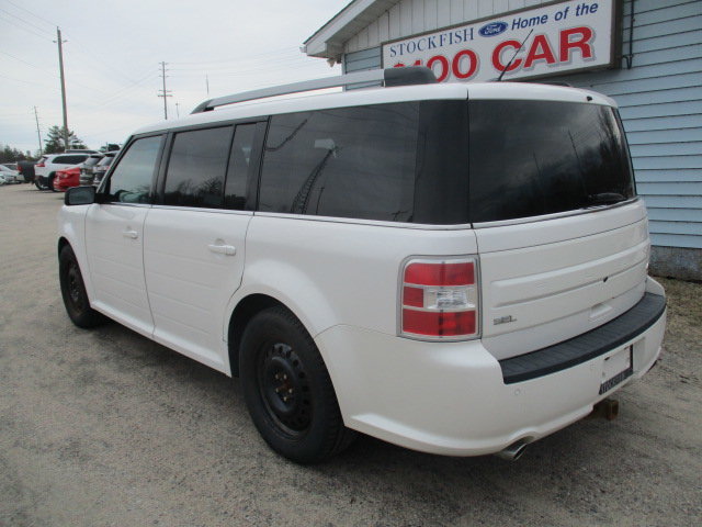 2014 Ford Flex SEL in North Bay, Ontario - 4 - w1024h768px