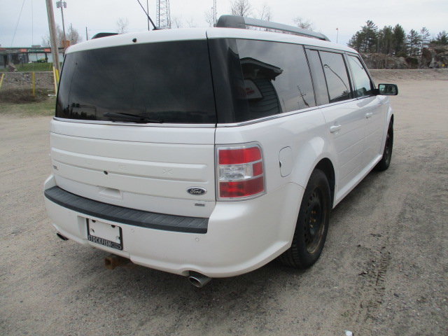 2014 Ford Flex SEL in North Bay, Ontario - 6 - w1024h768px
