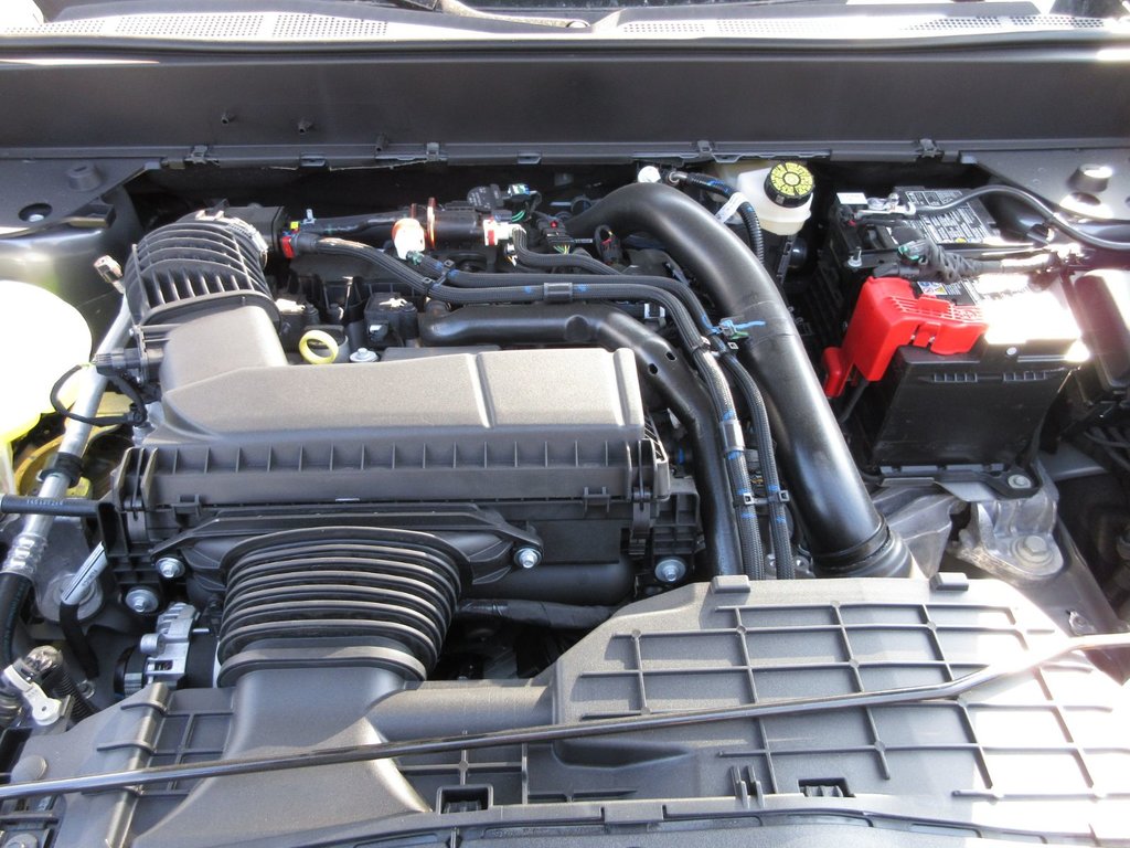 2025 Ford Maverick XLT in North Bay, Ontario - 9 - w1024h768px