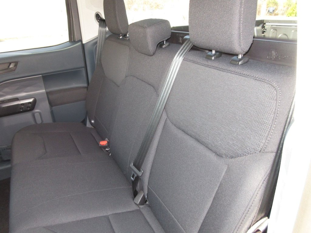 2025 Ford Maverick XL in North Bay, Ontario - 18 - w1024h768px