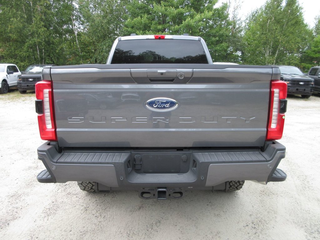 Ford Super Duty F-250 SRW XLT 2024 à North Bay, Ontario - 4 - w1024h768px