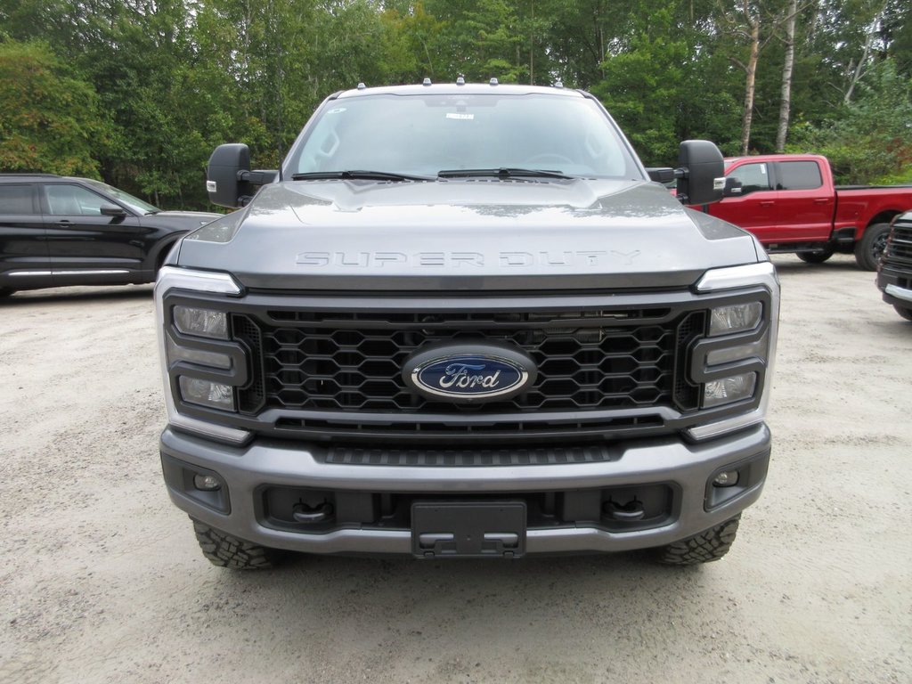 Ford Super Duty F-250 SRW XLT 2024 à North Bay, Ontario - 8 - w1024h768px