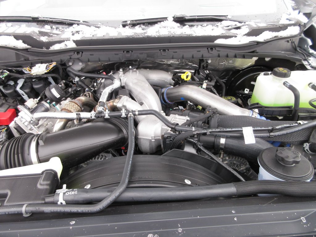 Ford Super Duty F-250 SRW LARIAT 2025 à North Bay, Ontario - 8 - w1024h768px